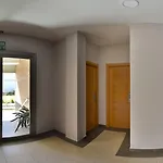 Manuela 2*